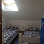 Allure Apartman *